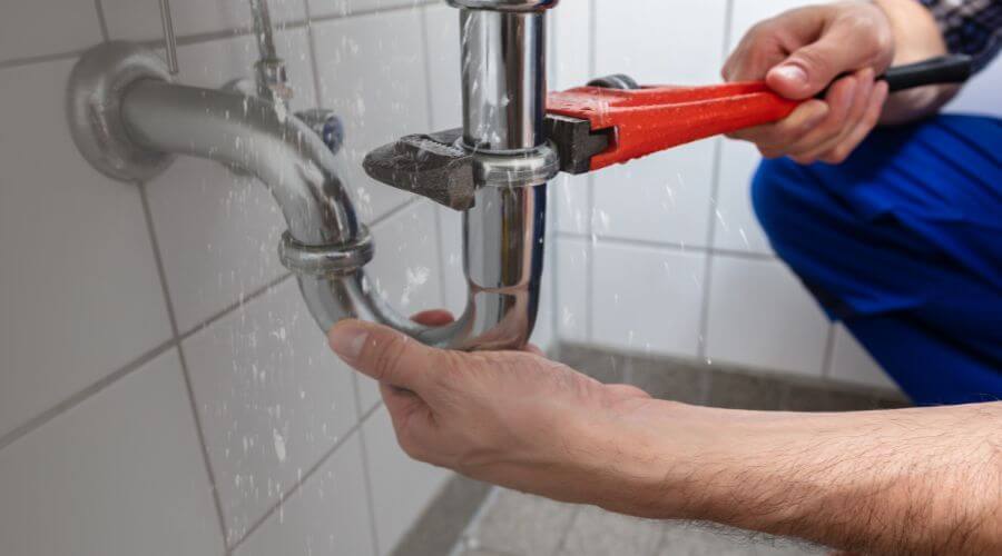 Expert burst pipe repair services in Campbell Hill, IL